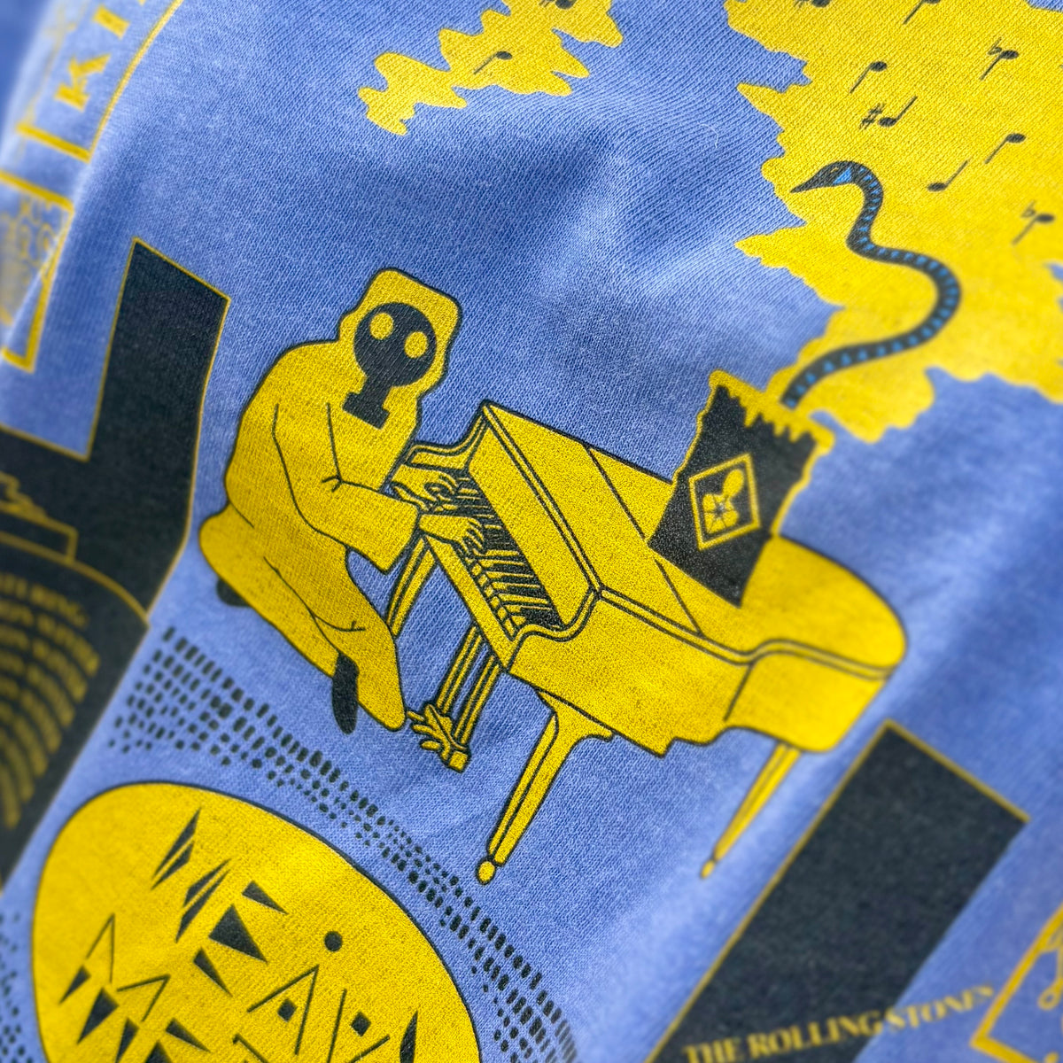 Flying Microtonal Geese (T-shirt)